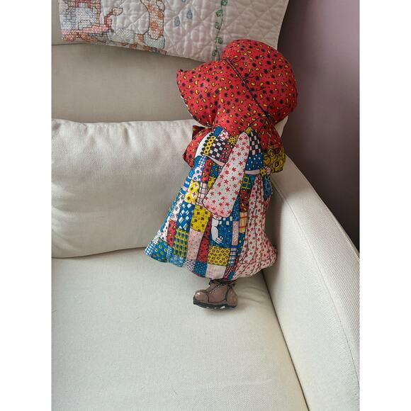 Sunbonnet Sue Stuffed Calico Doll Pillow – Patchwork Prairie Girl Handmade 1970s - Picture 1 of 7